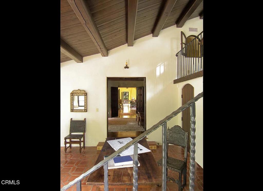 5237 Alta Canyada Road