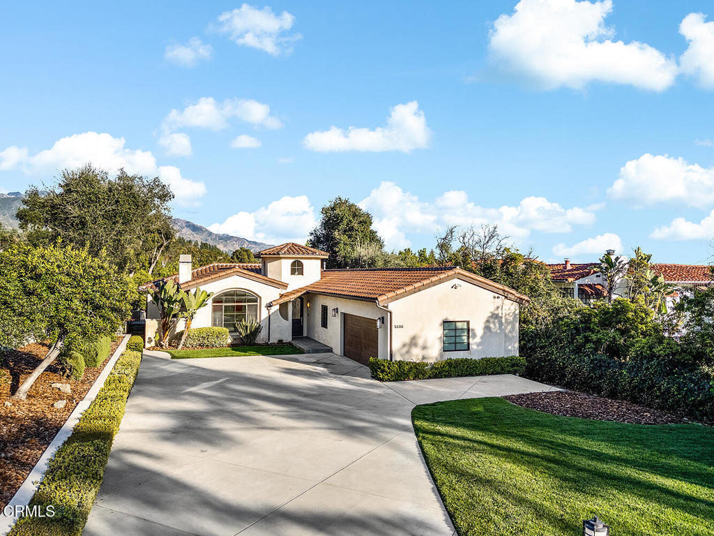 5186 La Canada Boulevard