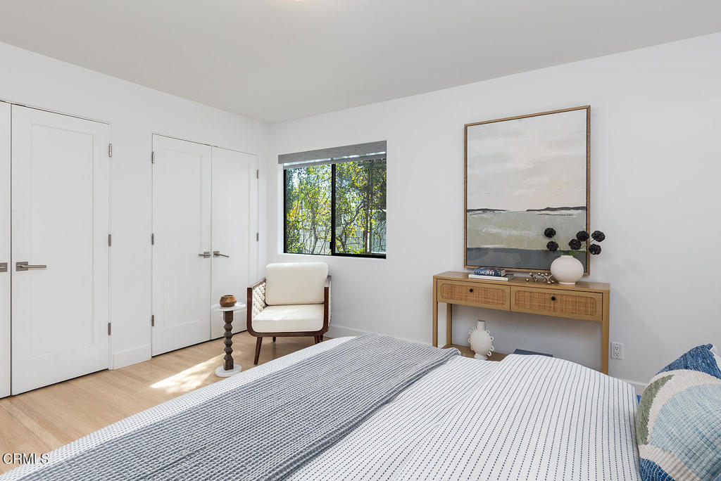 5186 La Canada Boulevard