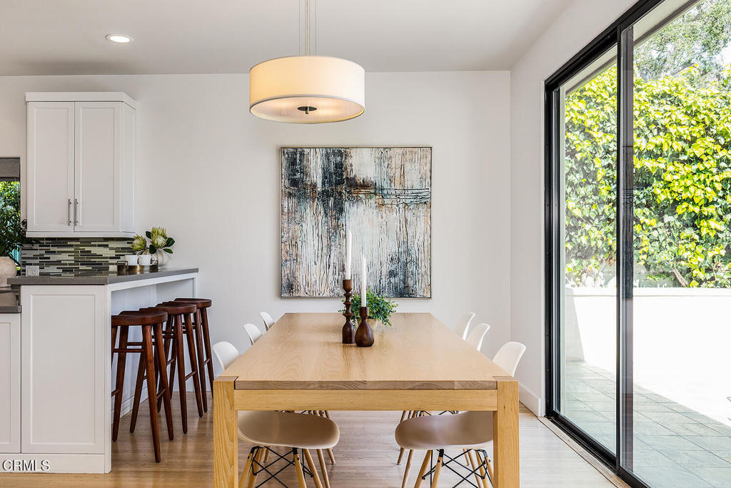 5186 La Canada Boulevard