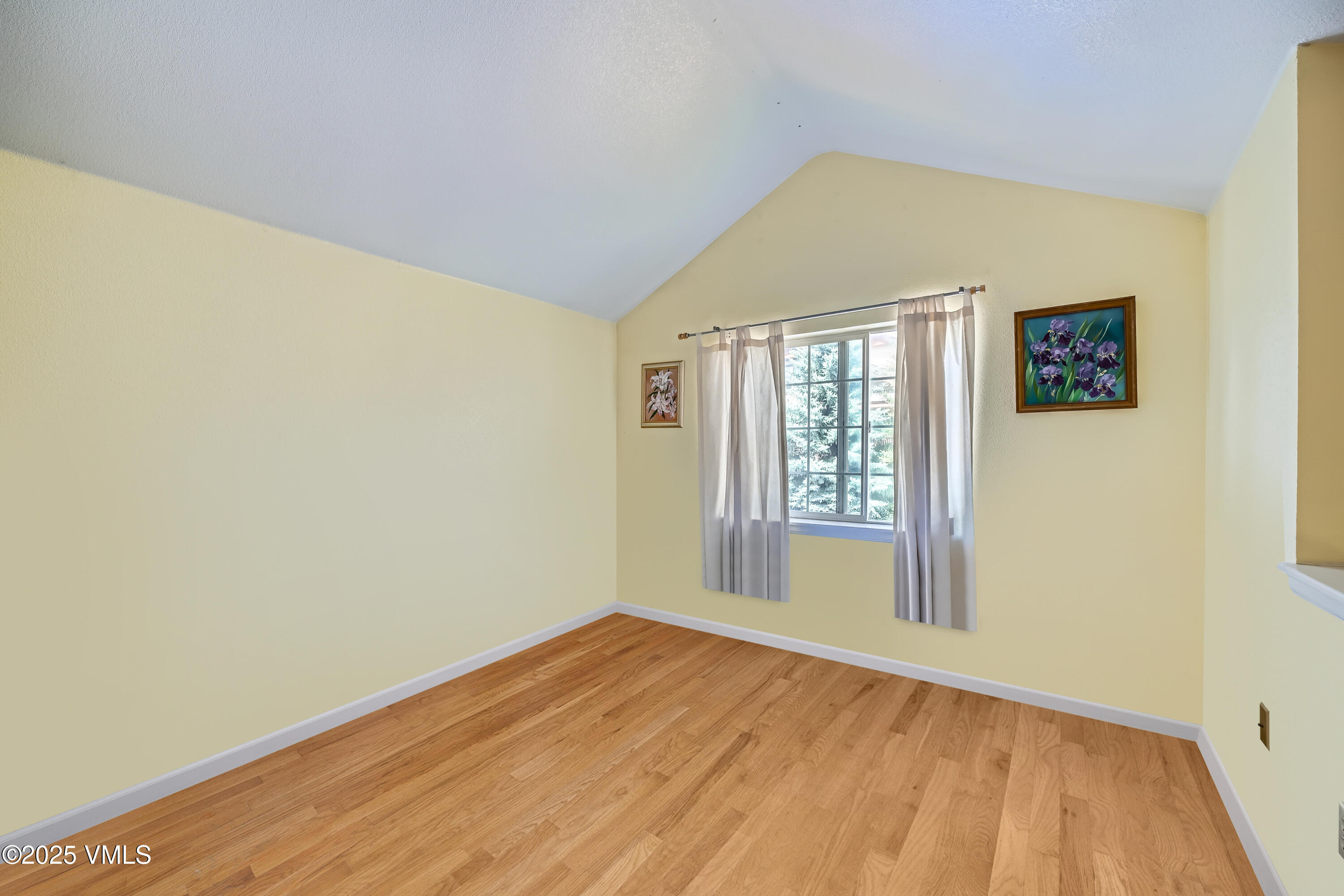 705 Crazy Horse circle Circle