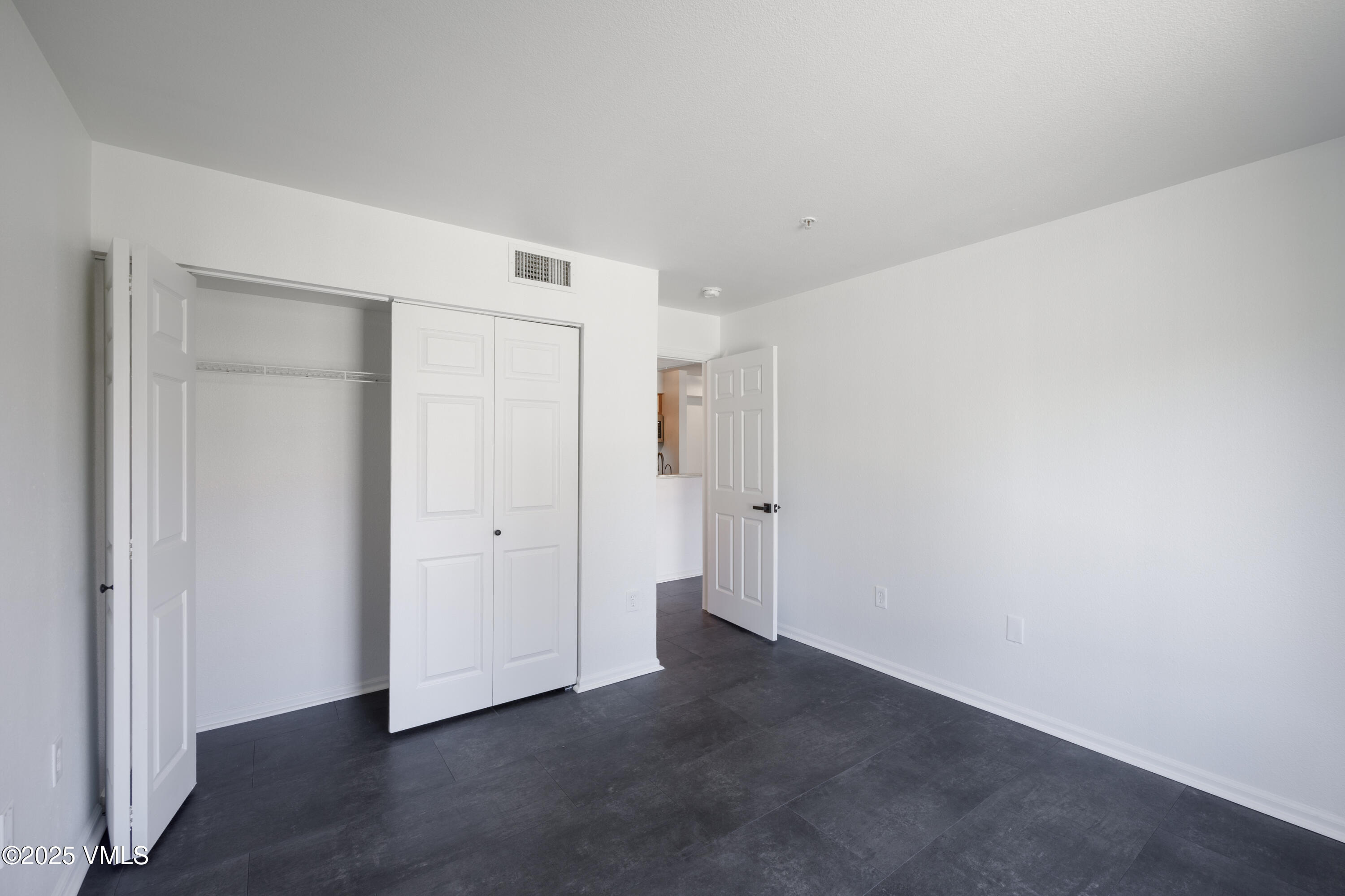 127 Jules Drive, C 101