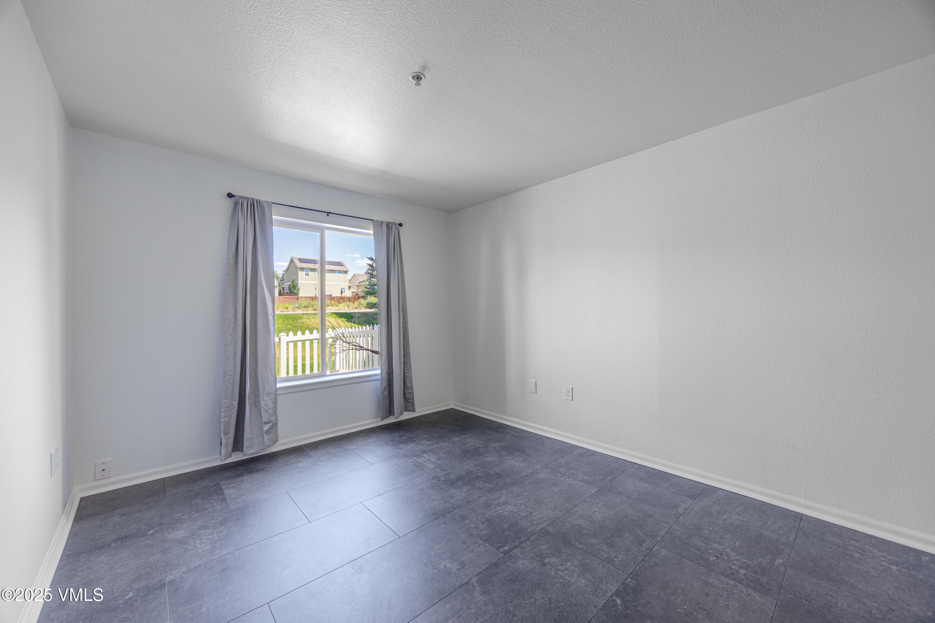 127 Jules Drive, C 101