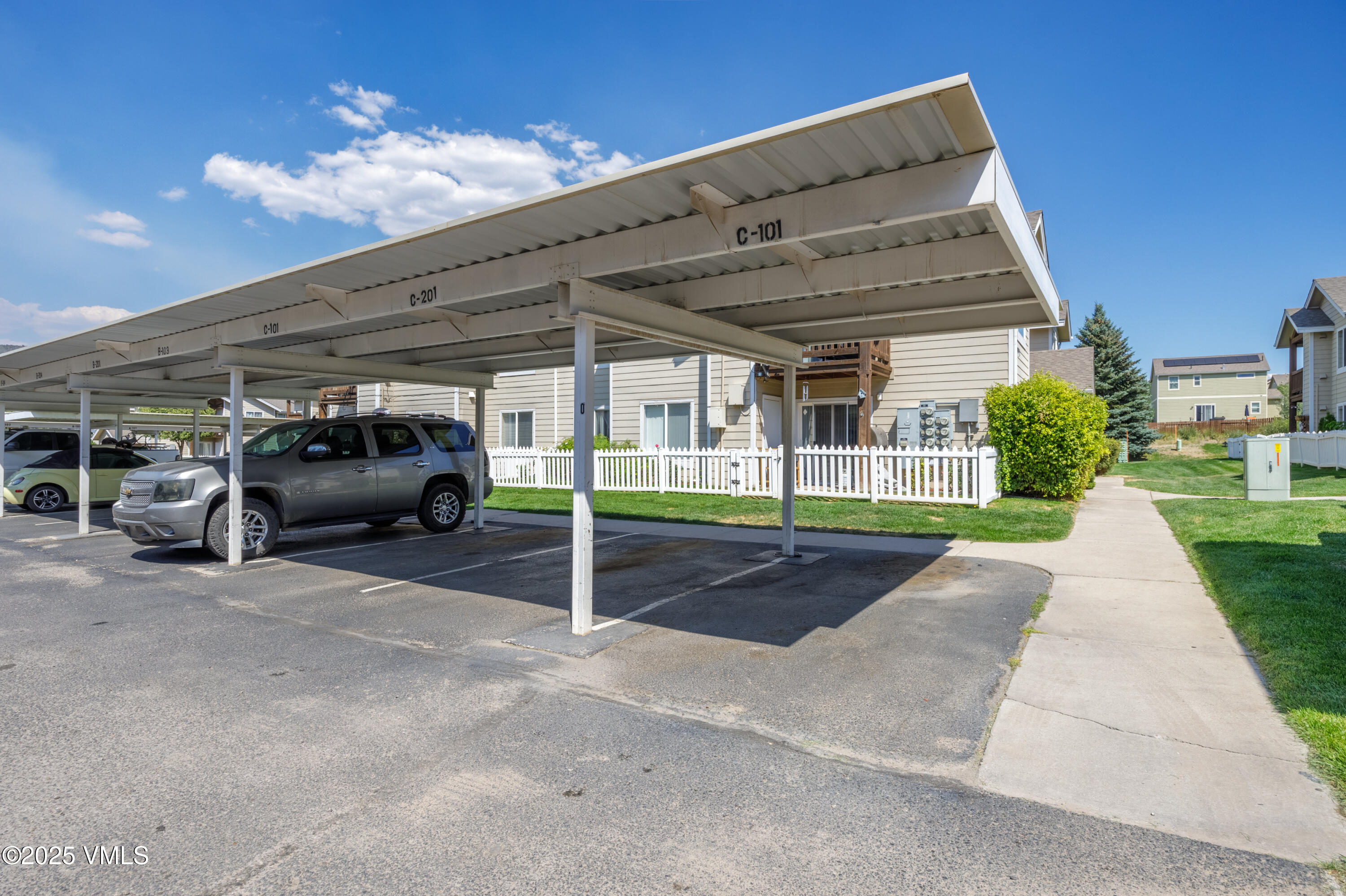 127 Jules Drive, C 101