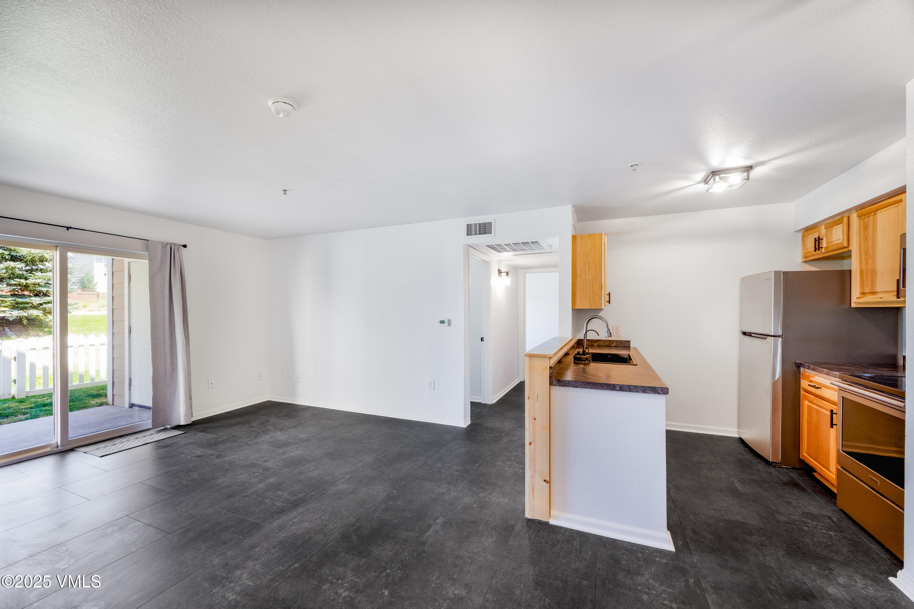 127 Jules Drive, C 101