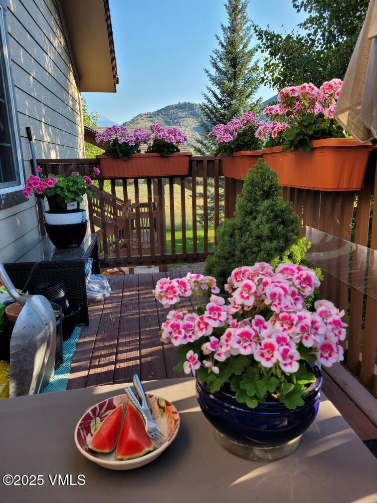 1304 Crazy Horse Circle