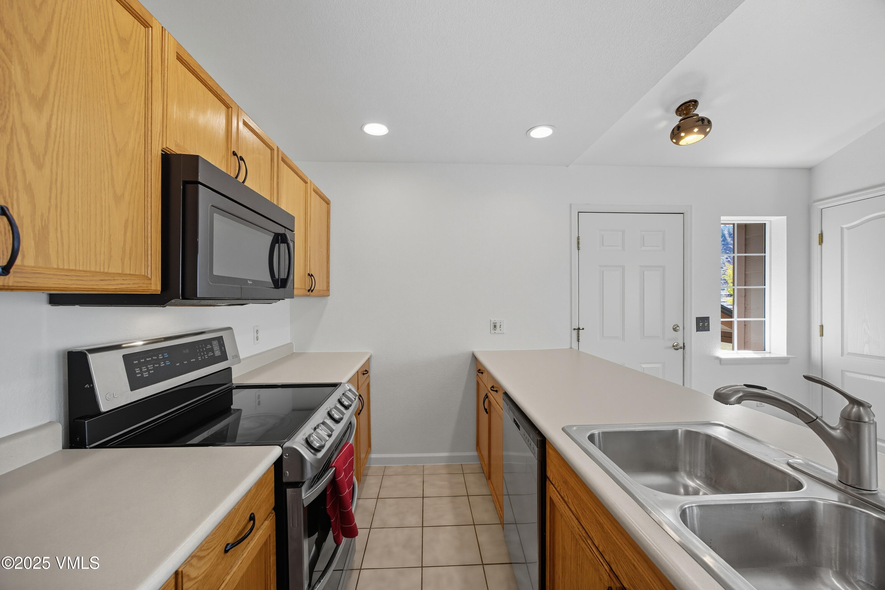 1304 Crazy Horse Circle