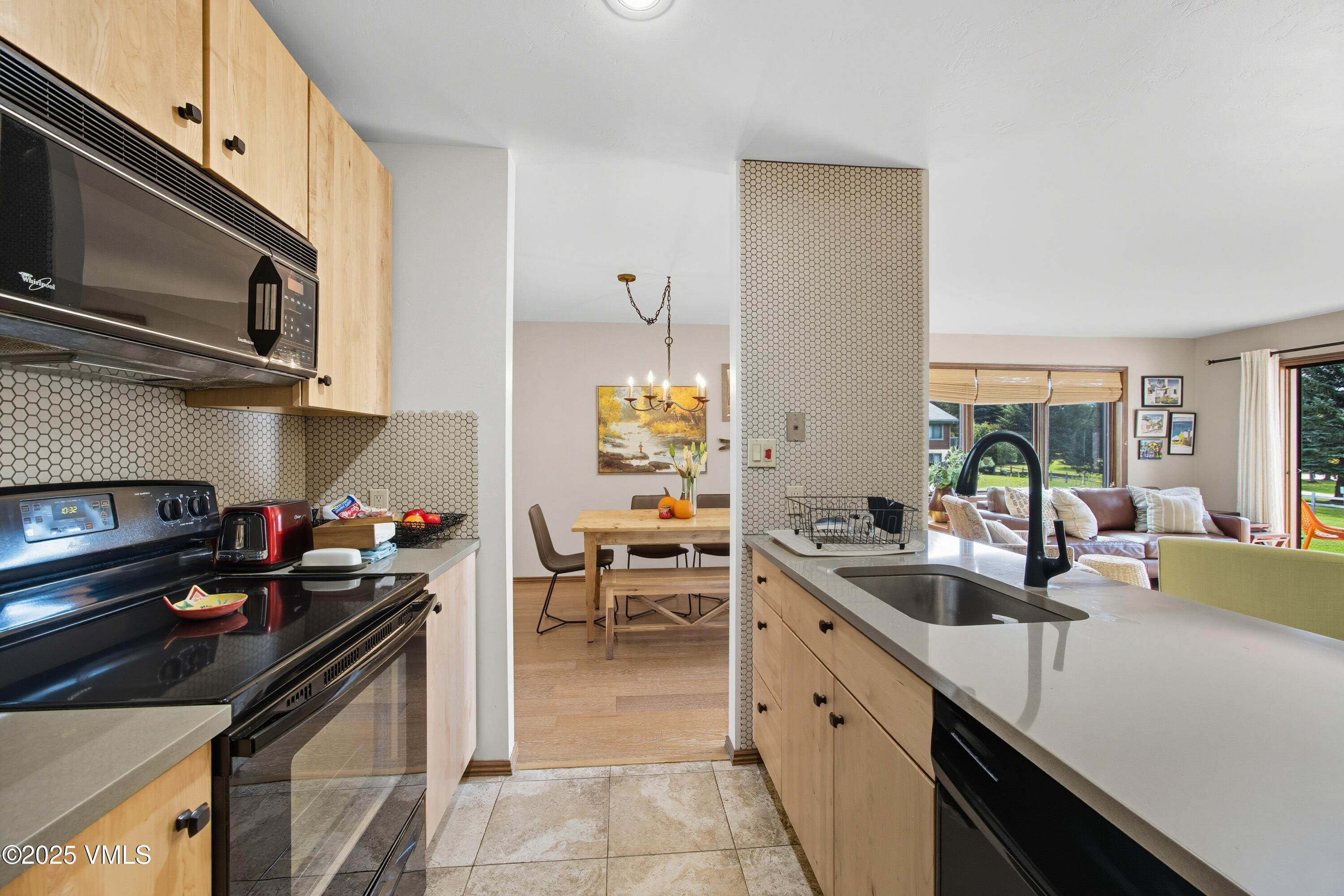 520 W Beaver Creek Boulevard, 103