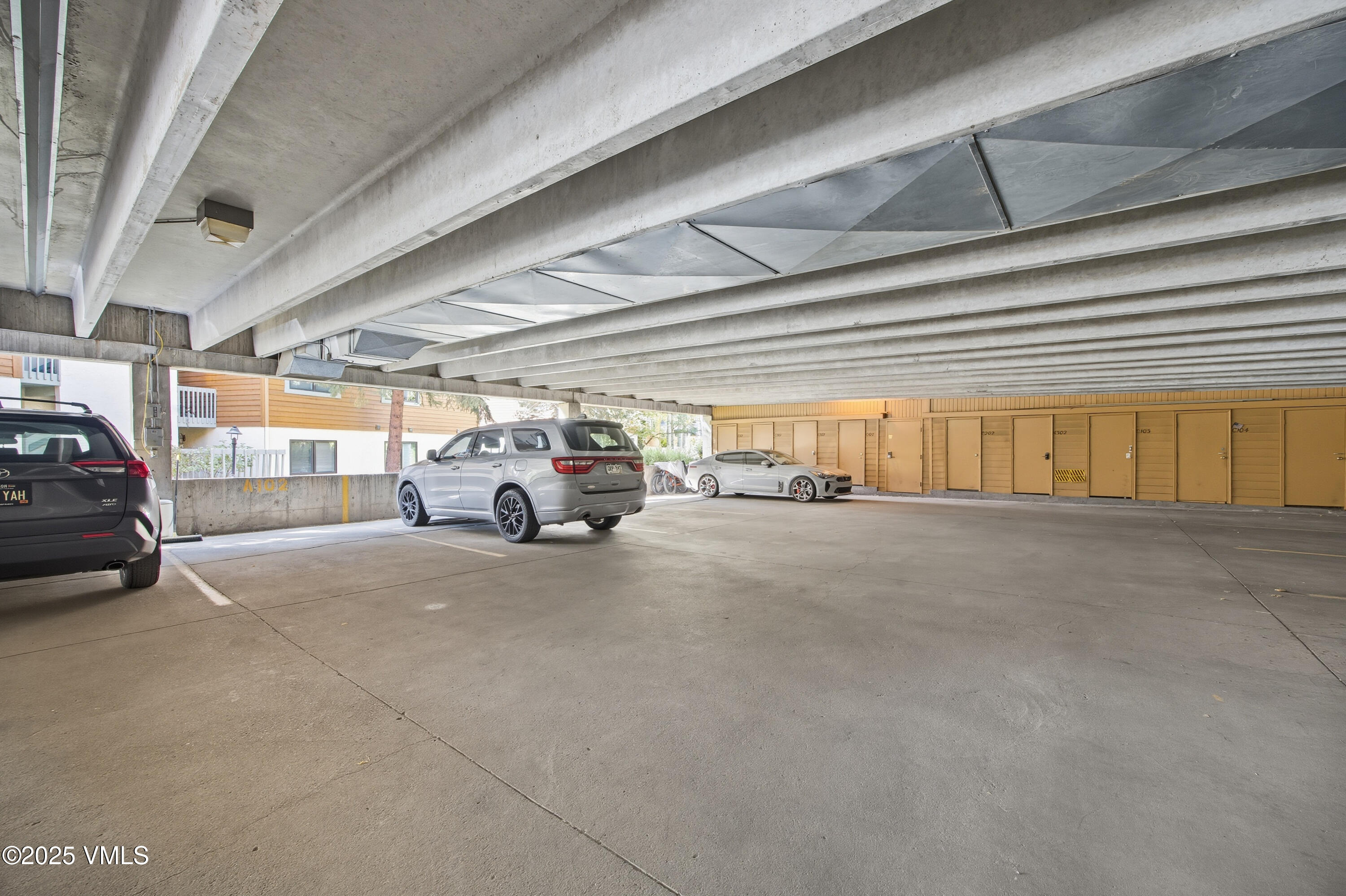 520 W Beaver Creek Boulevard, 103