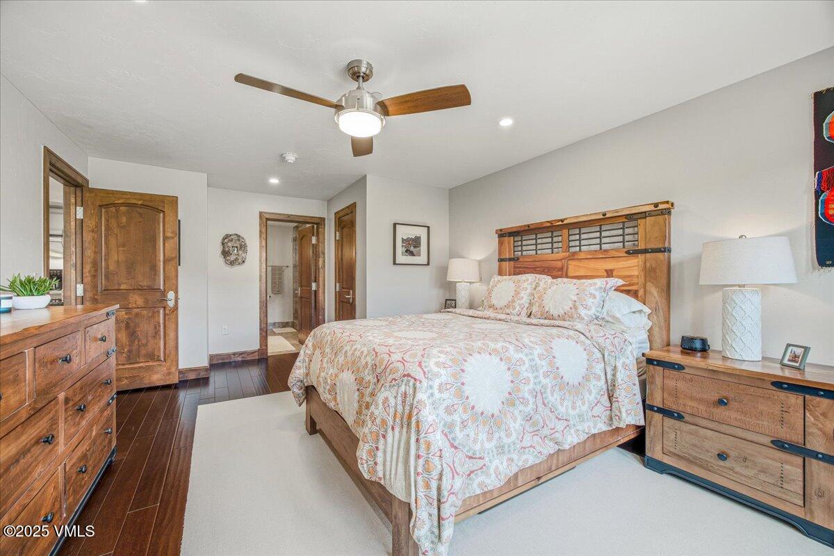 38390 Highway 6, 212