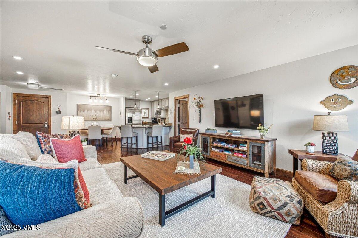 38390 Highway 6, 212