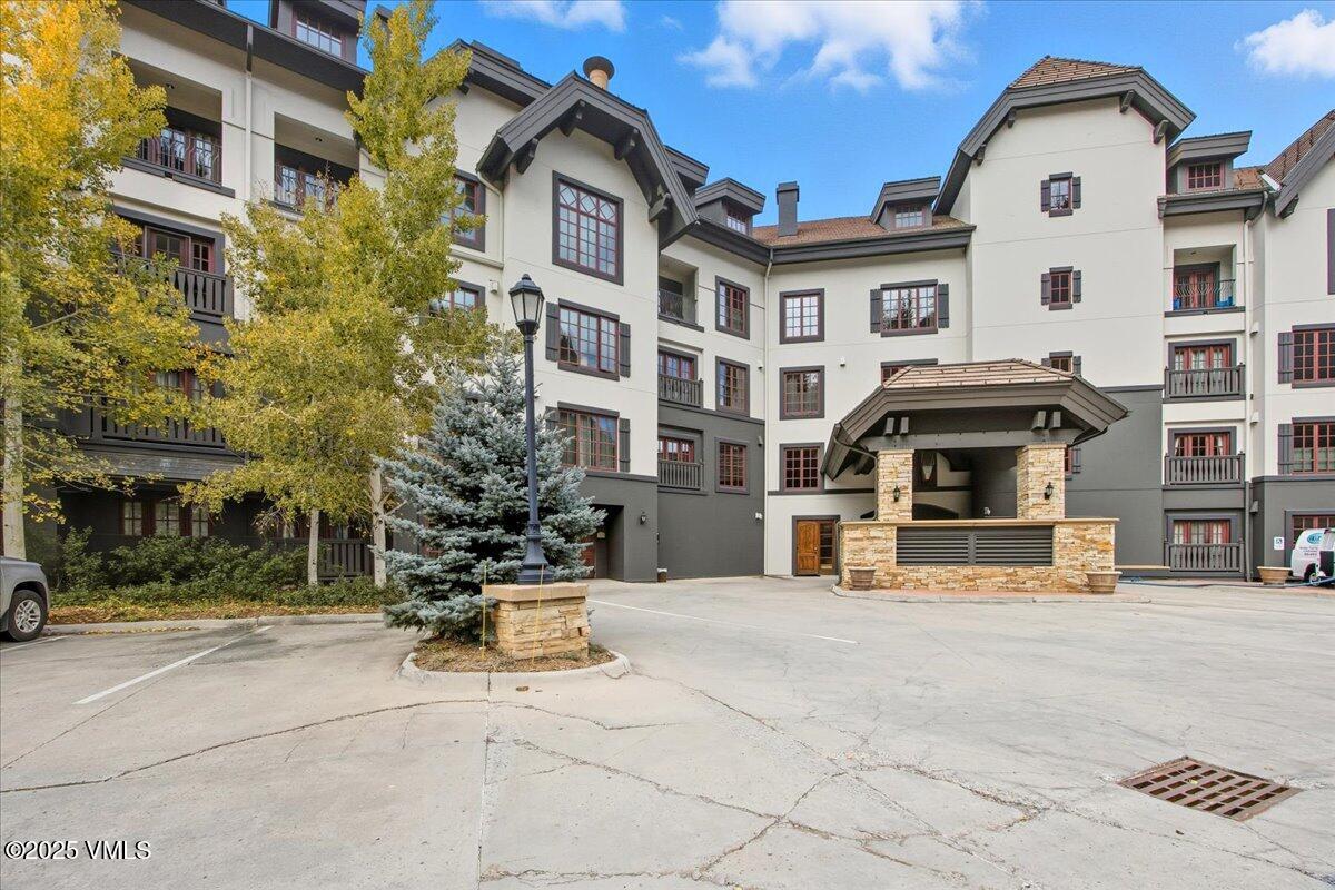 38390 Highway 6, 212