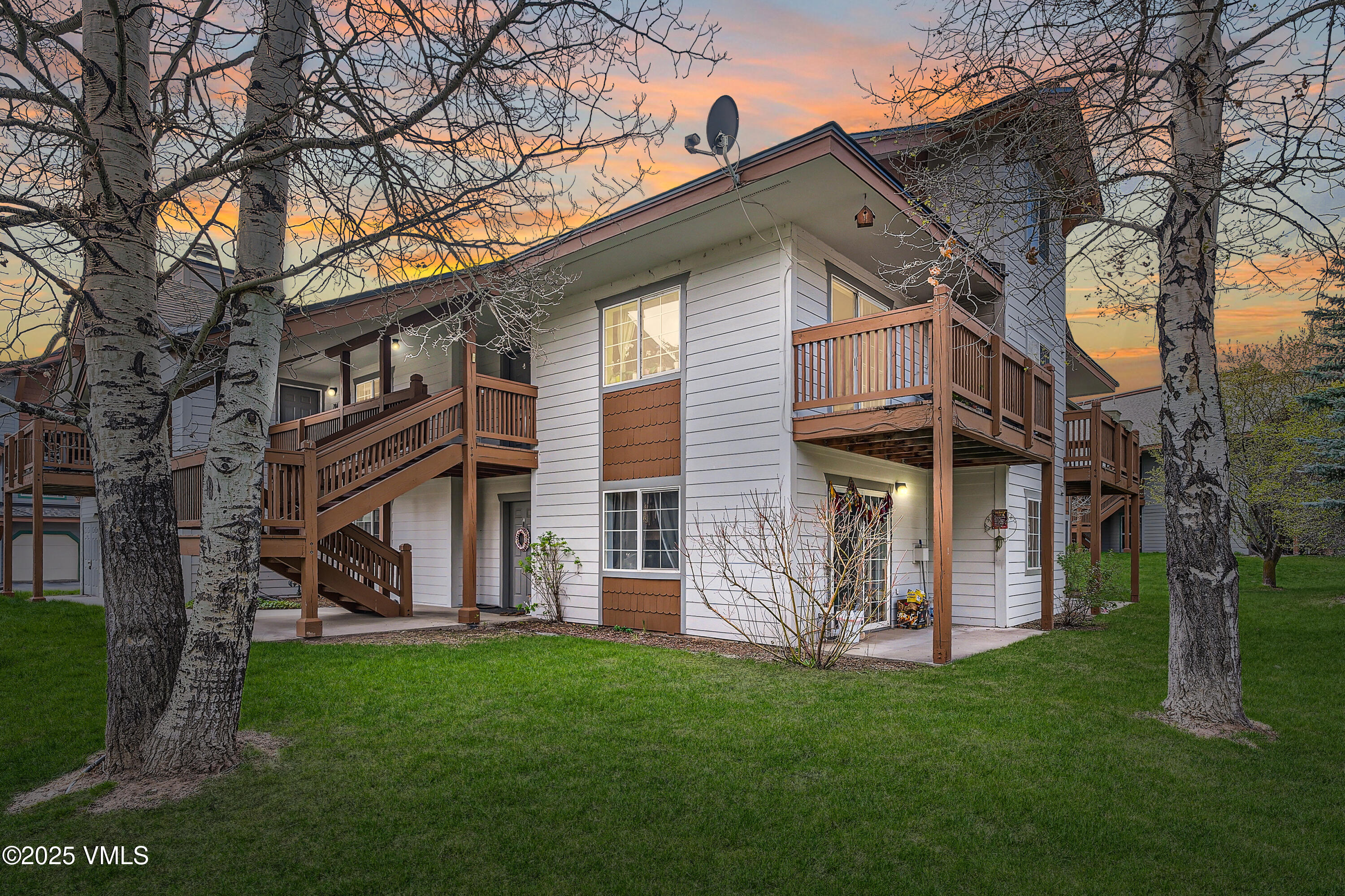 705 Crazy Horse Circle