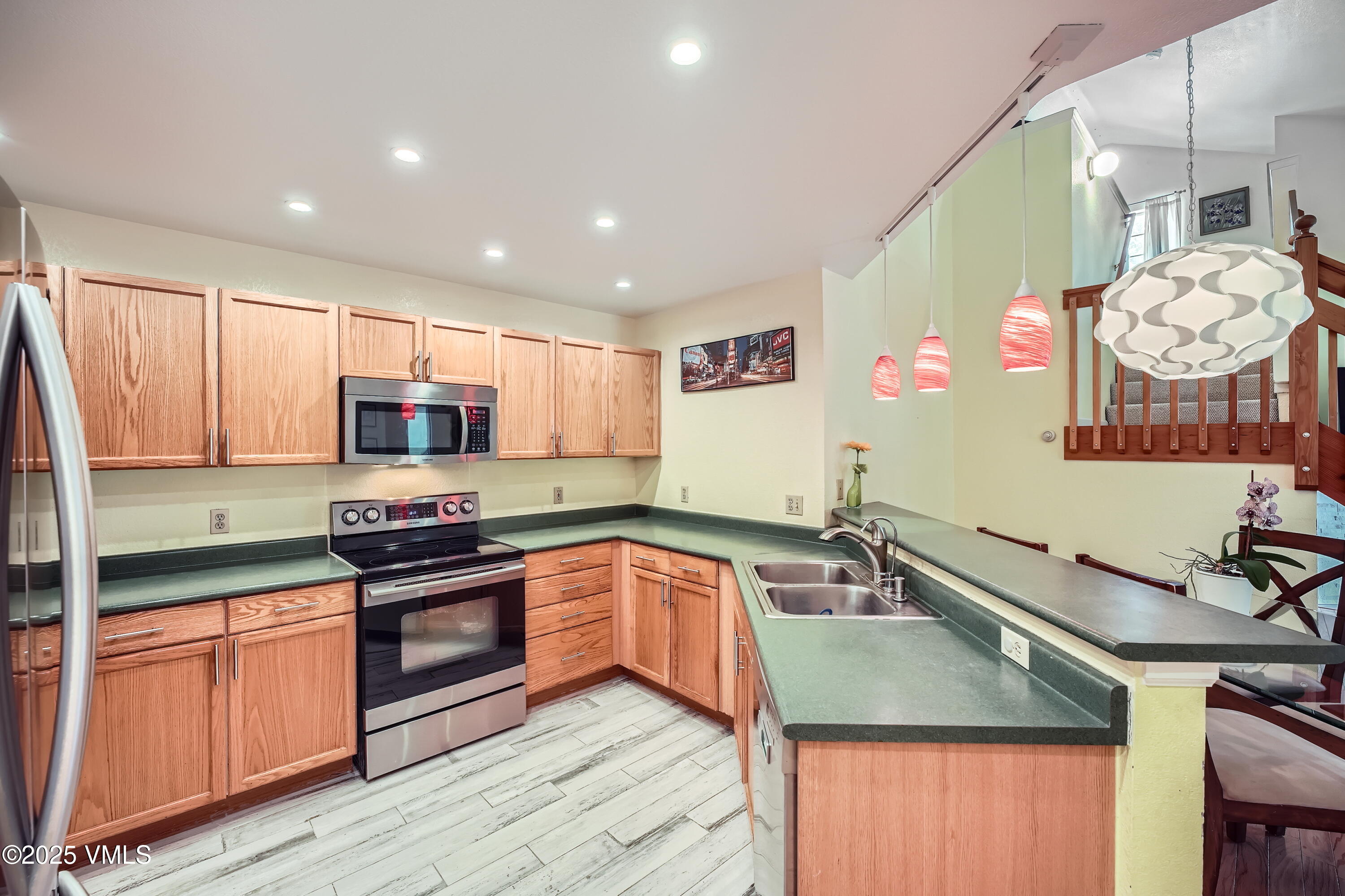 705 Crazy Horse Circle