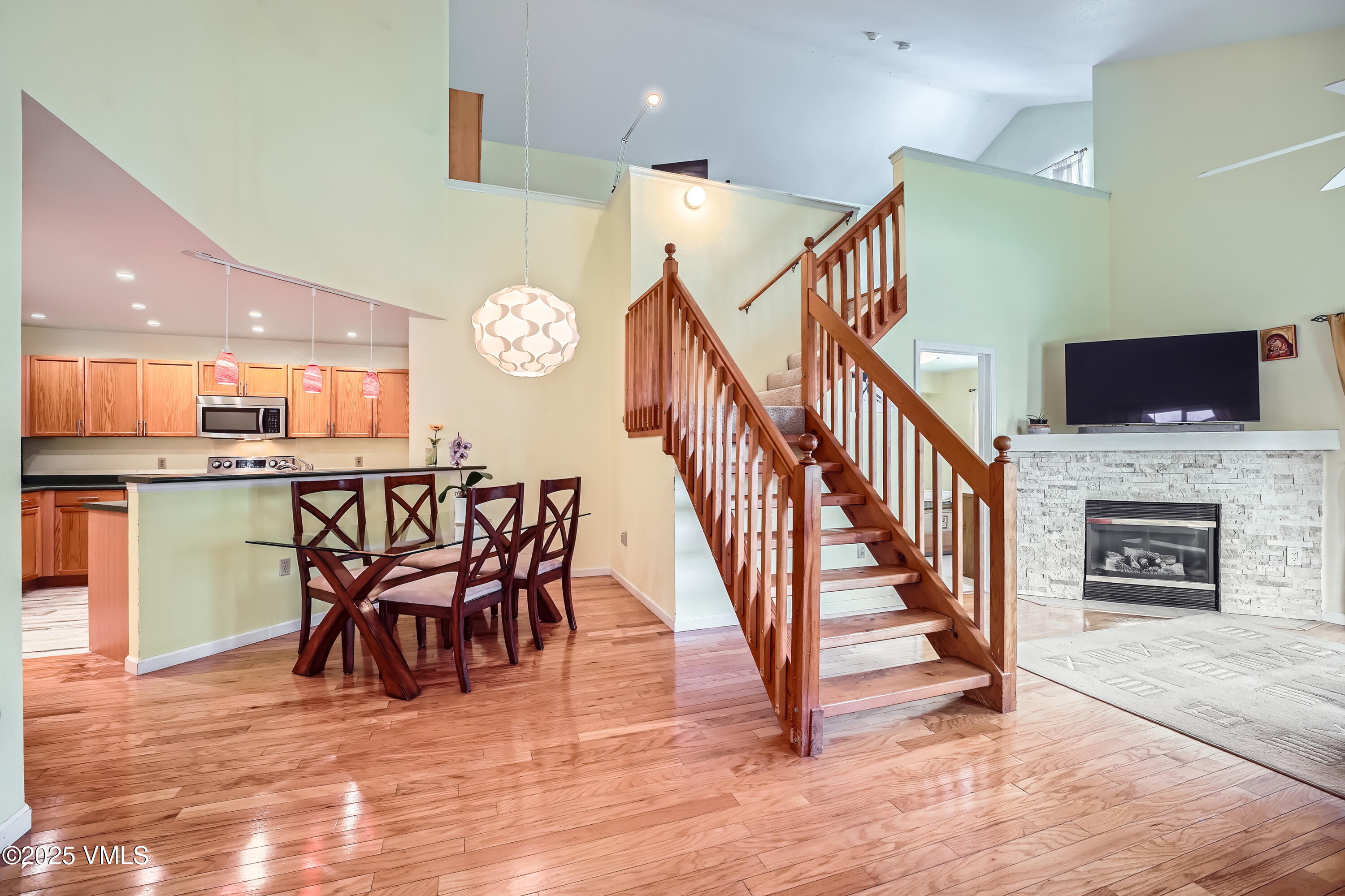 705 Crazy Horse Circle