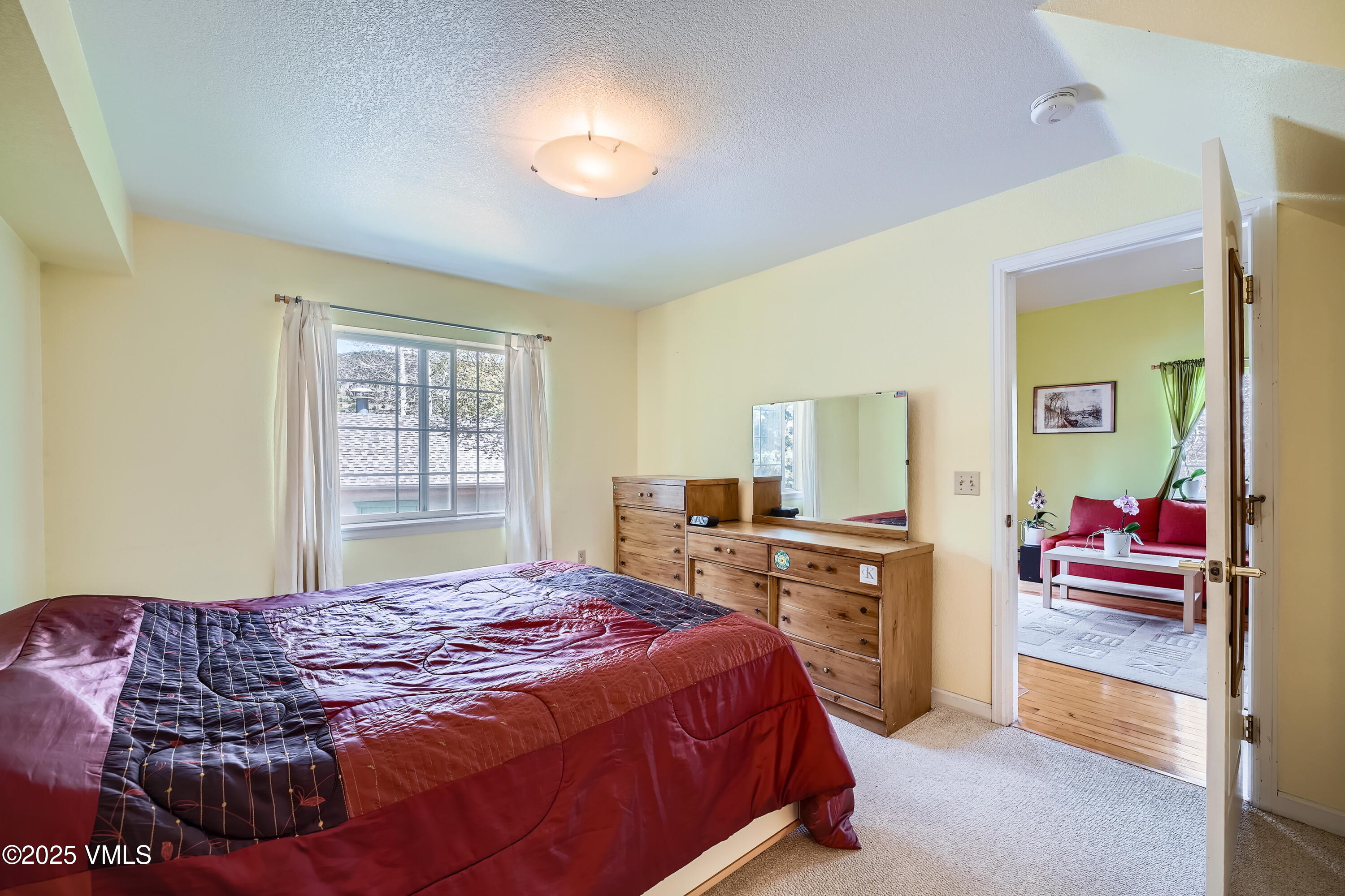 705 Crazy Horse Circle