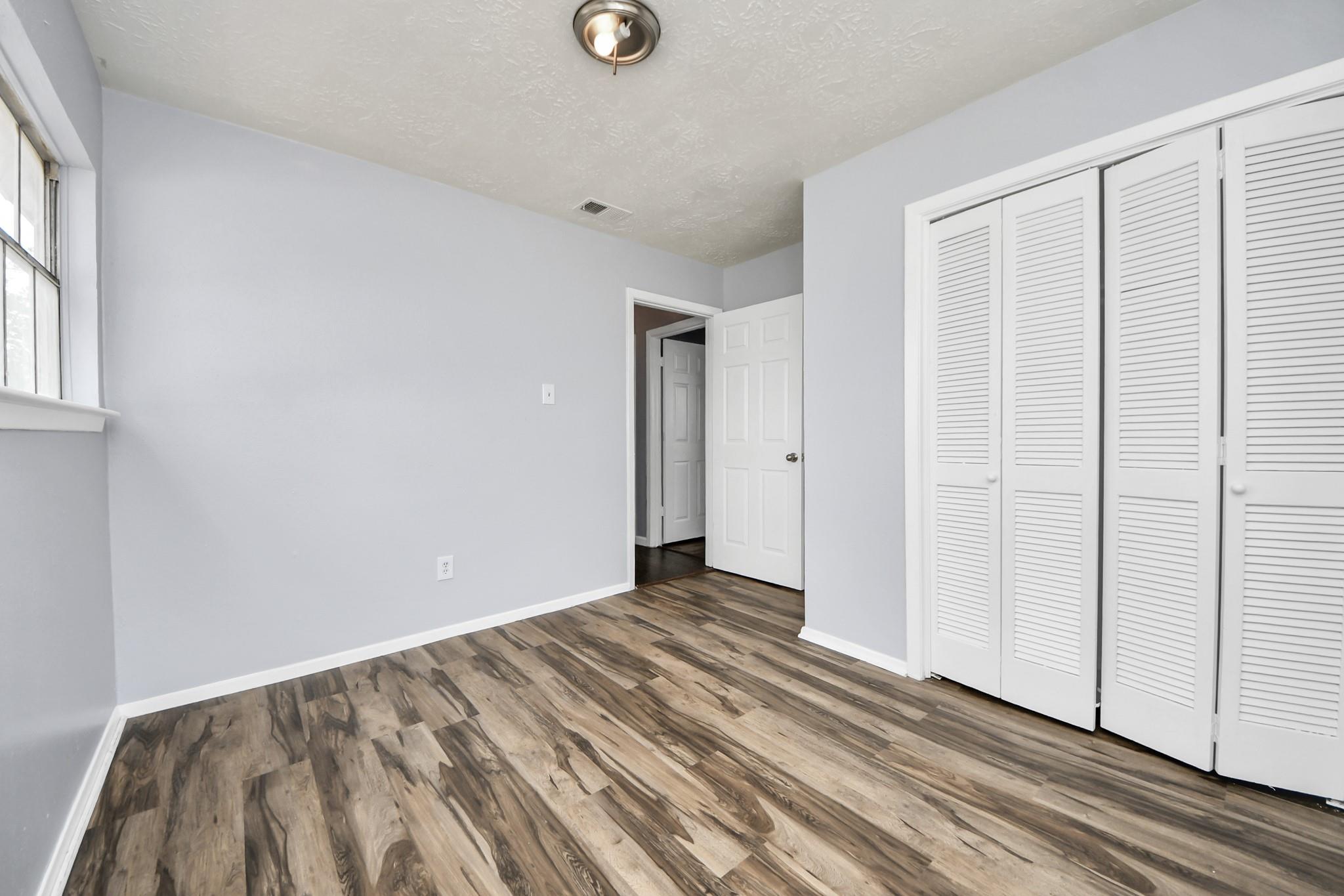 23927 Verngate Drive