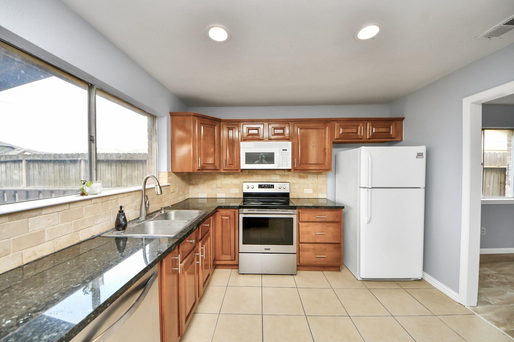 23927 Verngate Drive