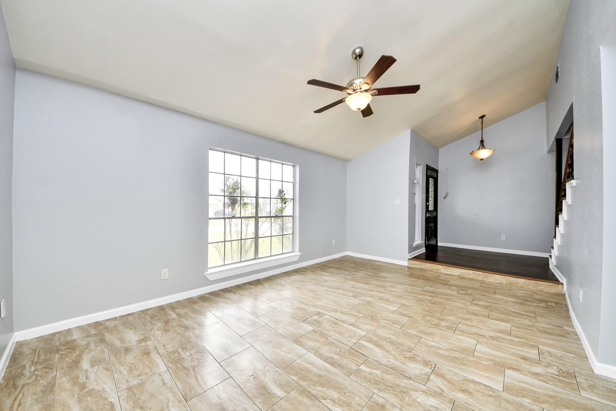 23927 Verngate Drive