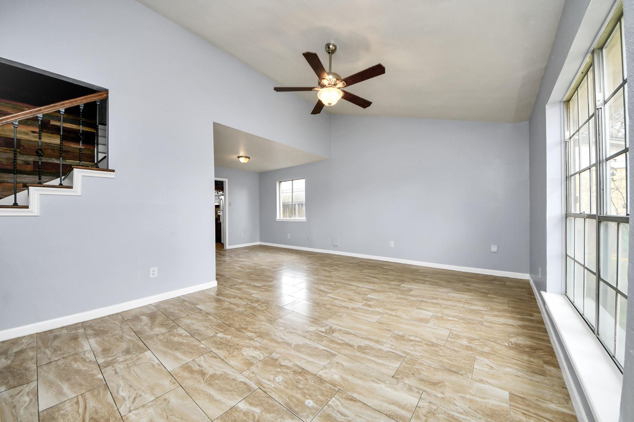 23927 Verngate Drive