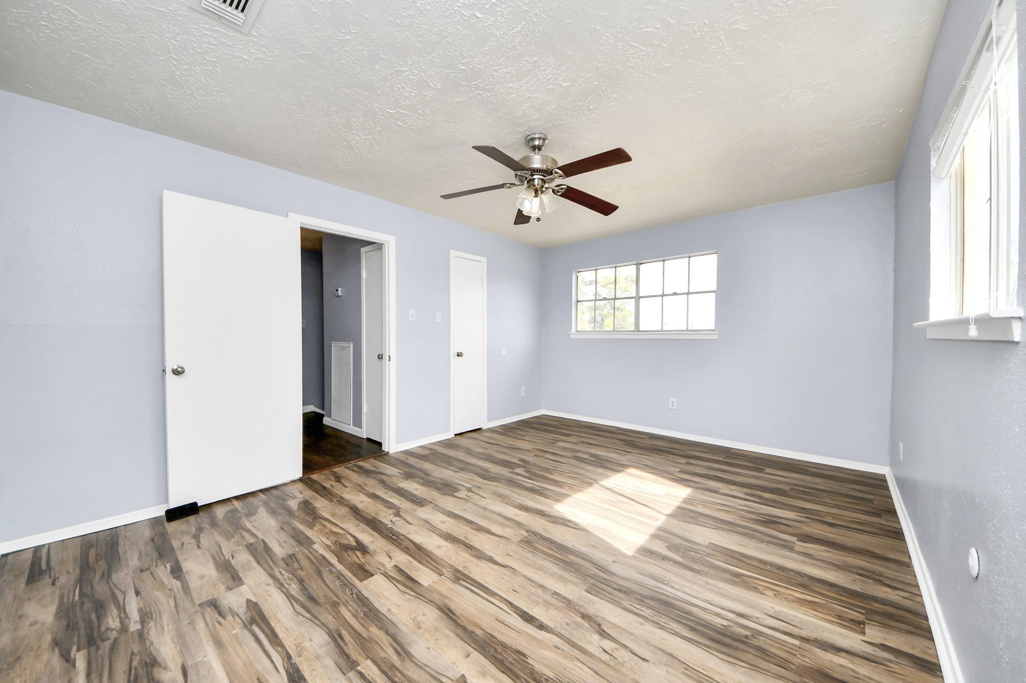 23927 Verngate Drive