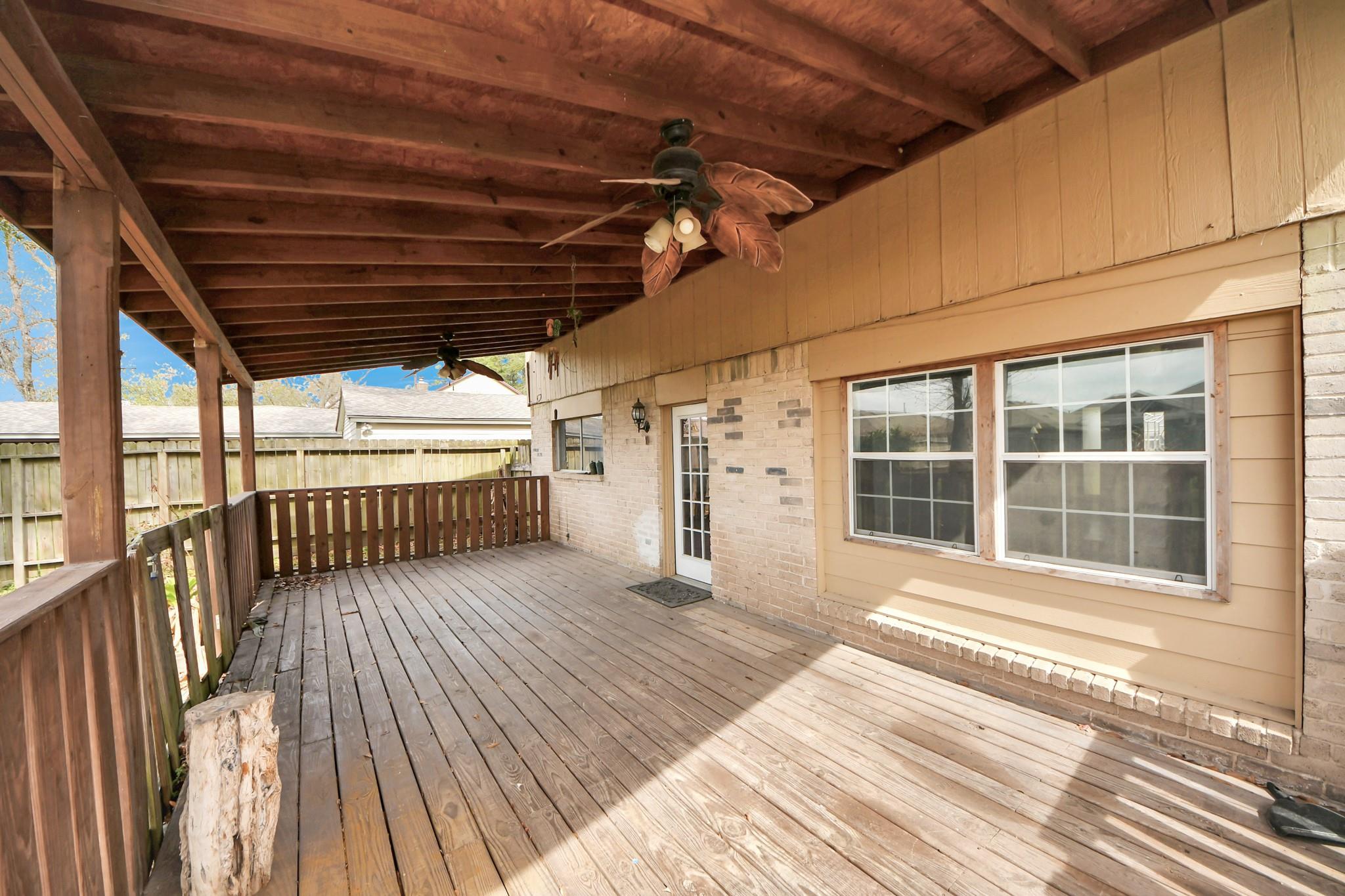 23927 Verngate Drive