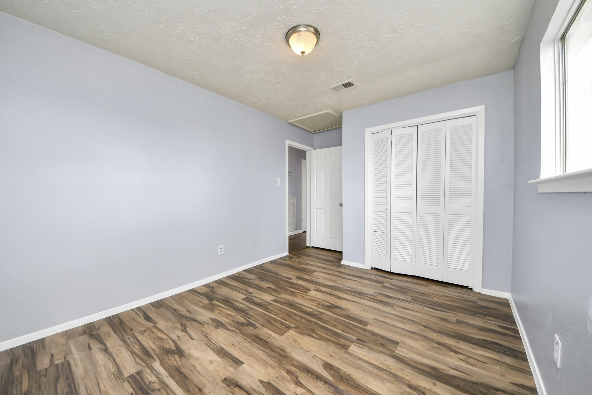 23927 Verngate Drive