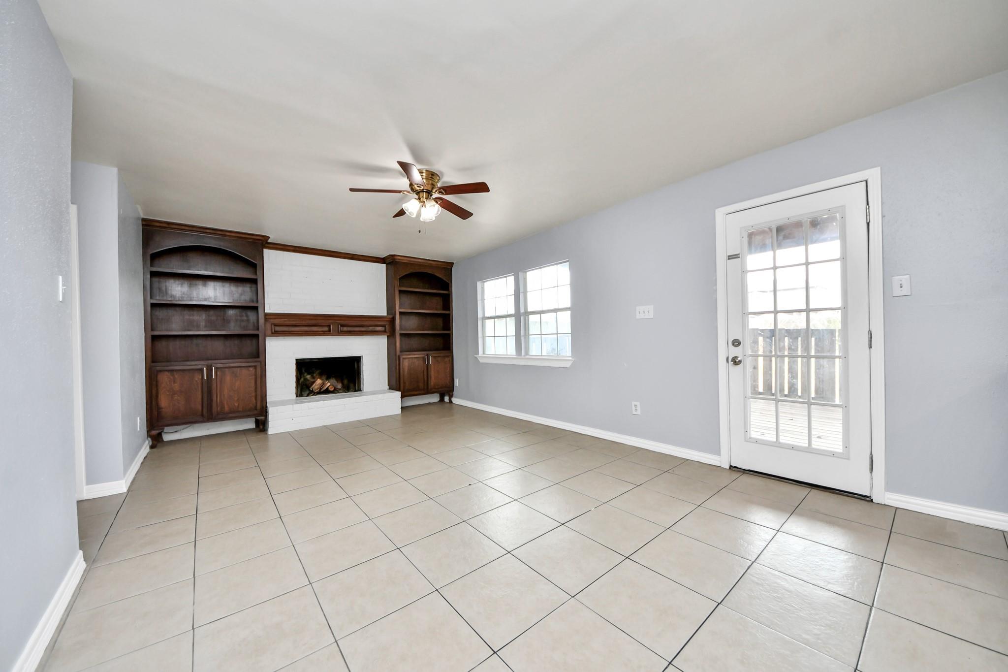 23927 Verngate Drive