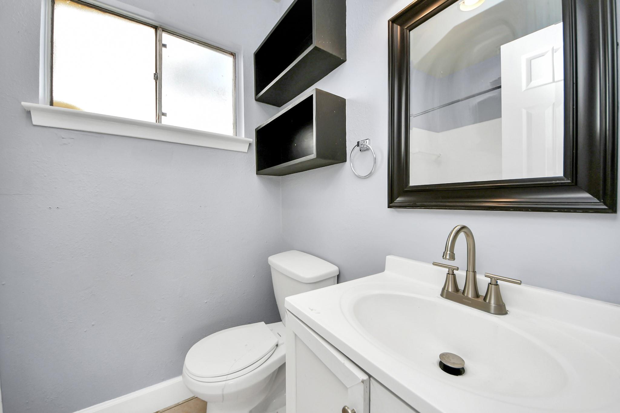 23927 Verngate Drive