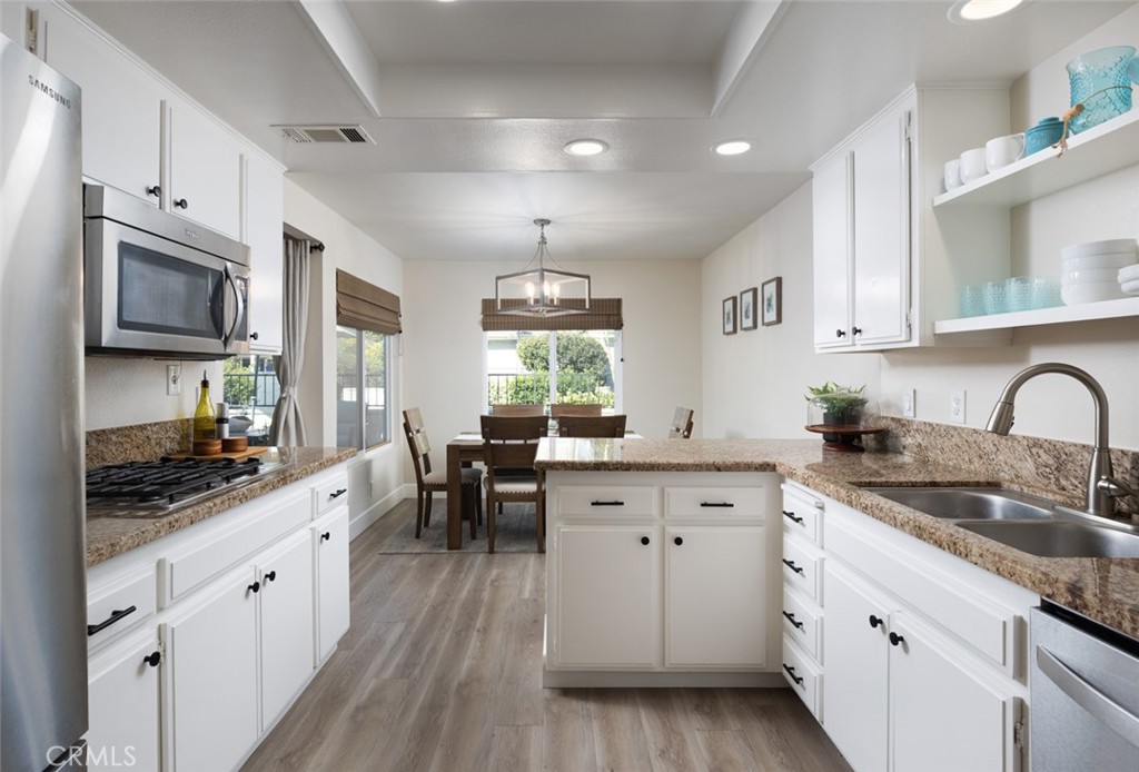 33095 Regatta Court