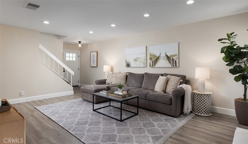 33095 Regatta Court