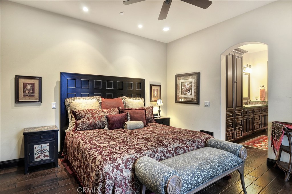 33792 Granada Dr