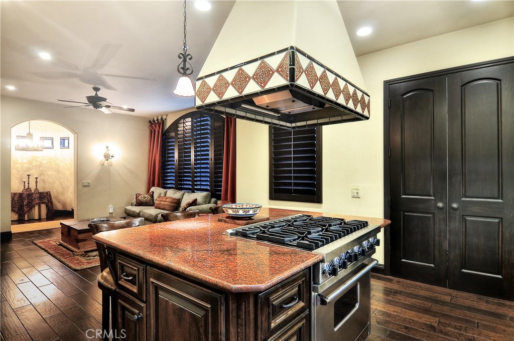 33792 Granada Dr