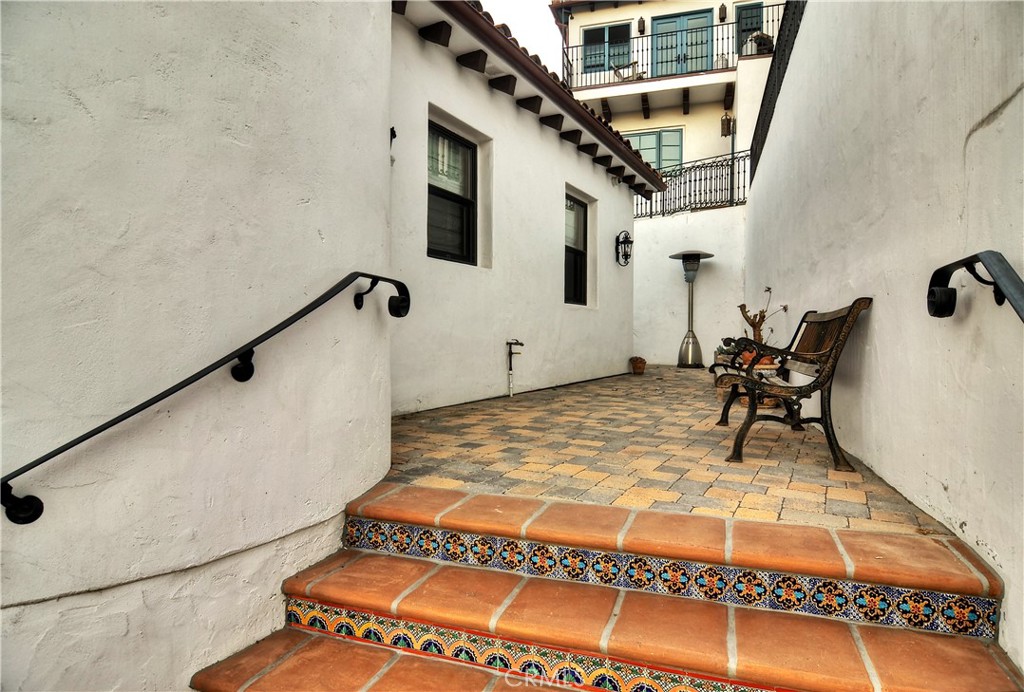 33792 Granada Dr