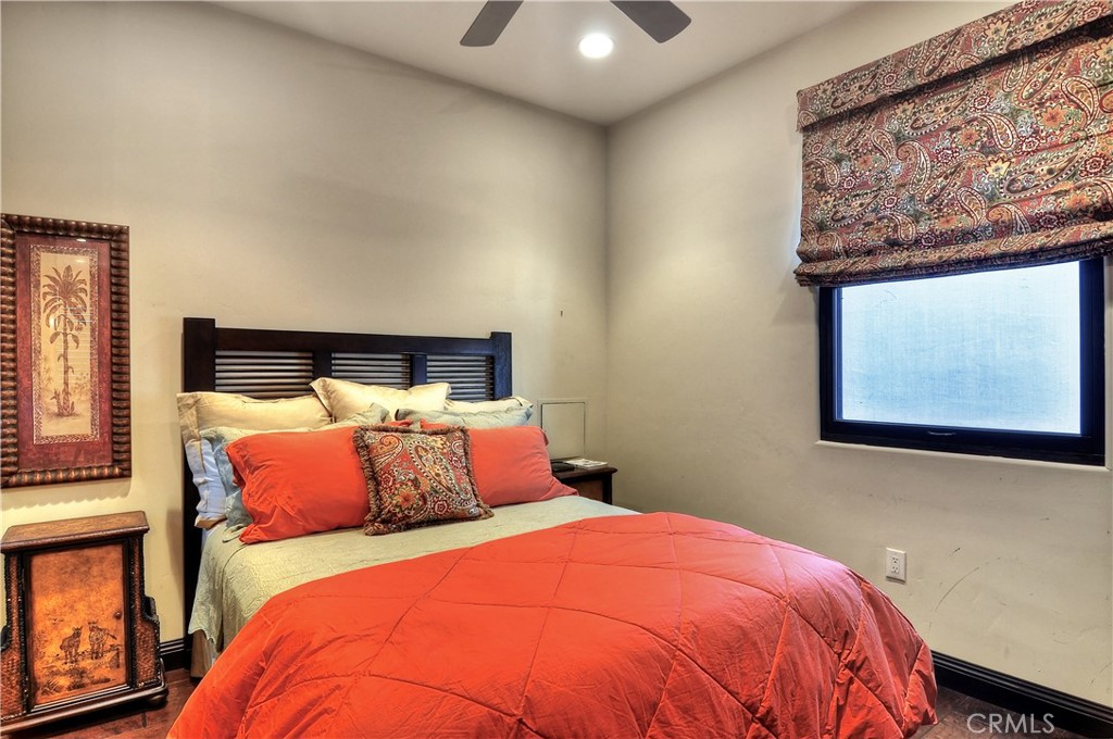 33792 Granada Dr