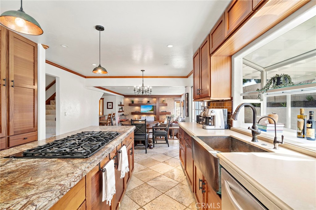 25532 Leeward Drive