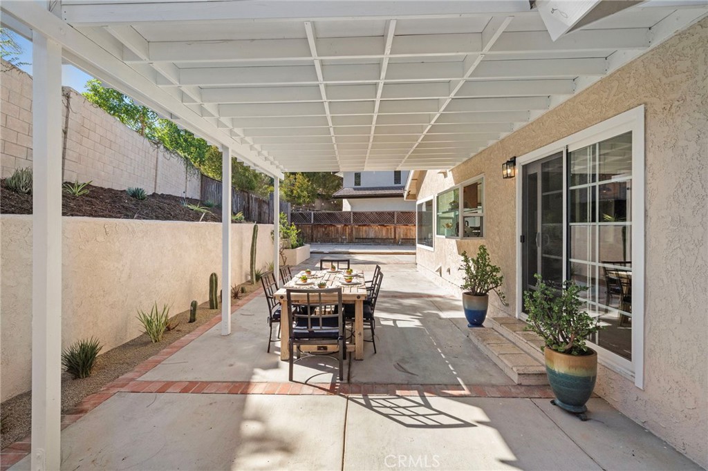 25532 Leeward Drive