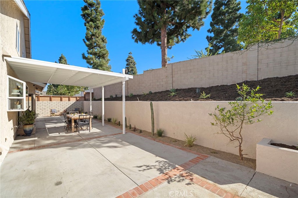 25532 Leeward Drive