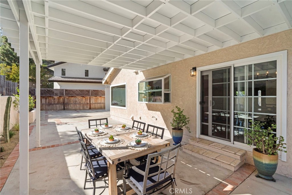 25532 Leeward Drive
