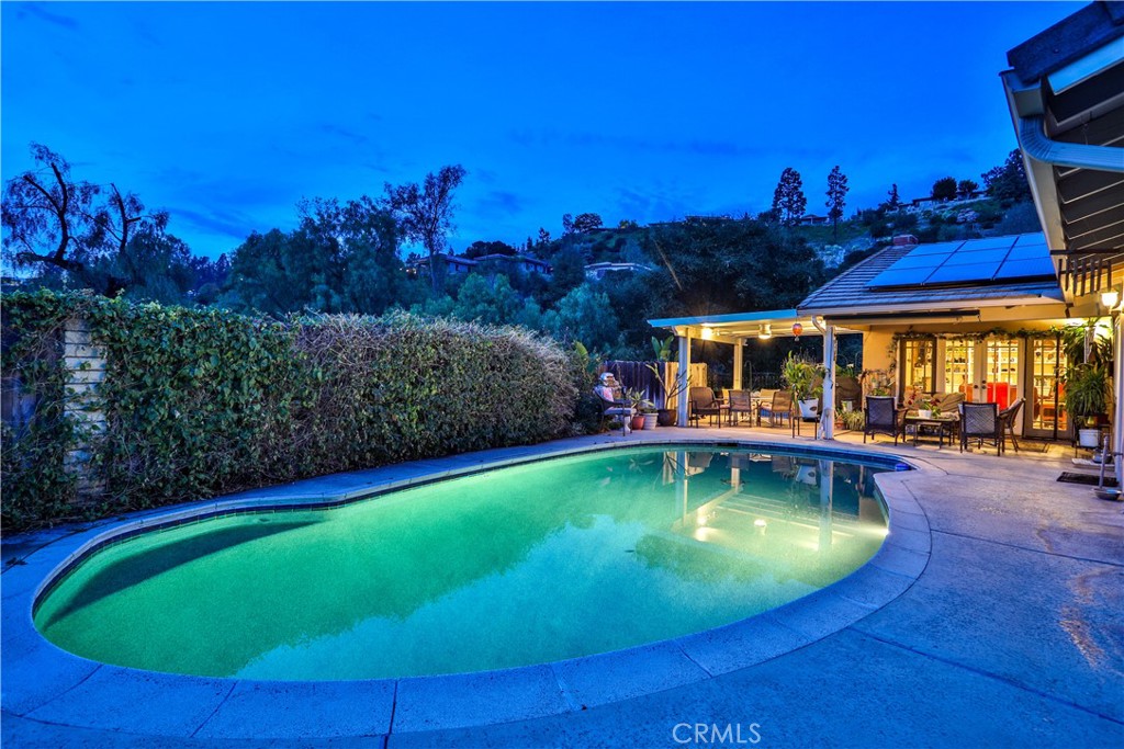 2397 N San Benito Court