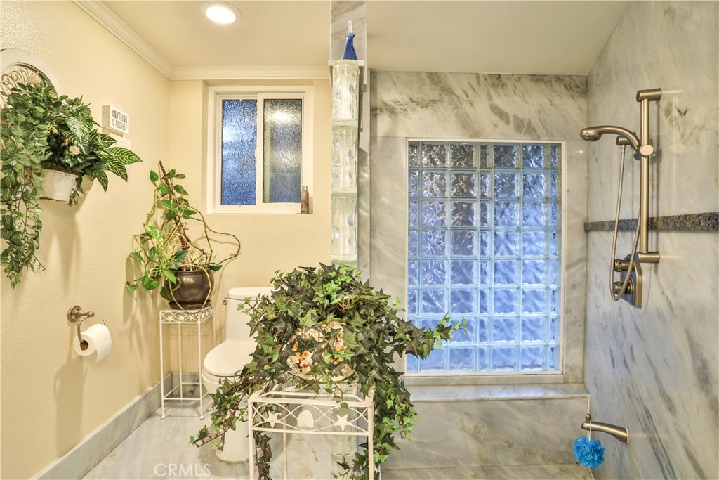 2397 N San Benito Court