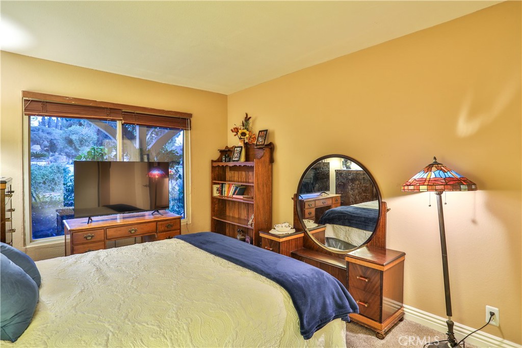 2397 N San Benito Court