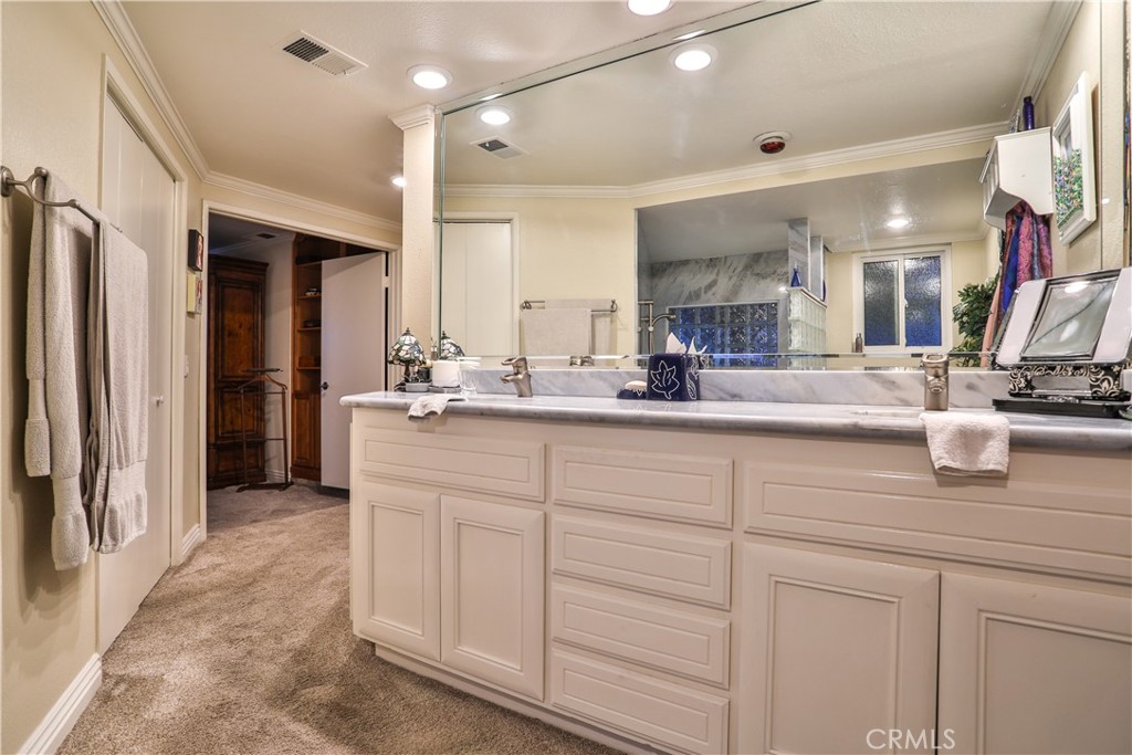 2397 N San Benito Court