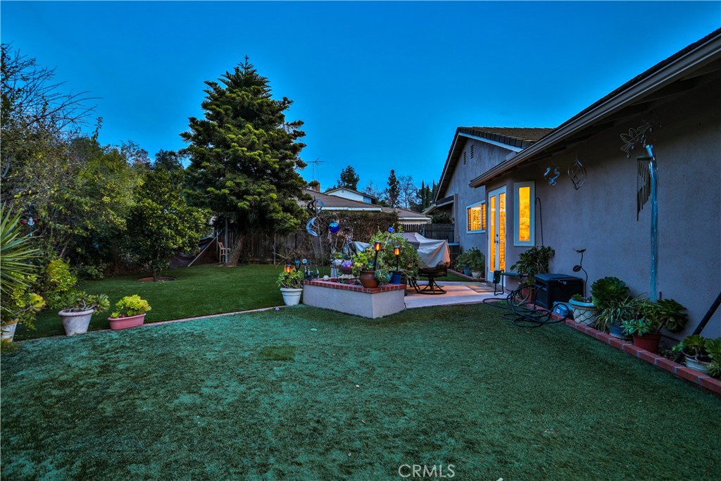 2397 N San Benito Court