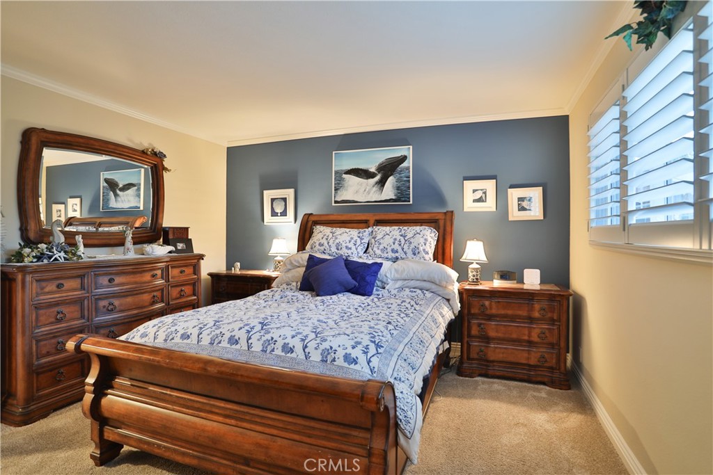 2397 N San Benito Court