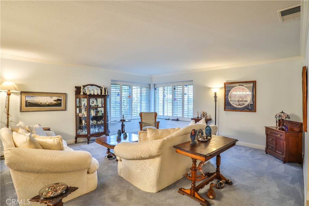 2397 N San Benito Court