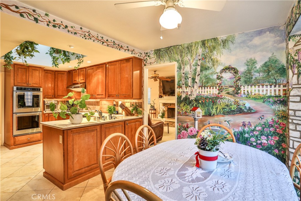 2397 N San Benito Court