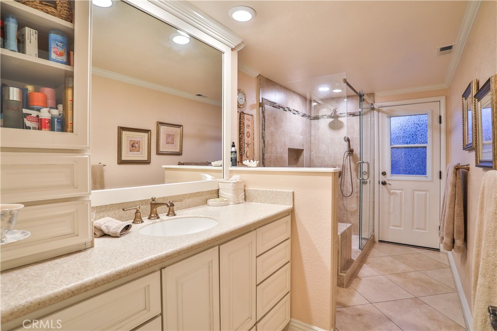 2397 N San Benito Court