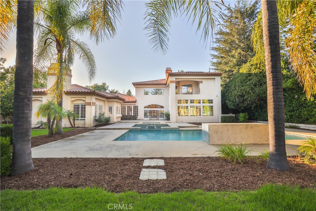 840 Peninsula Avenue