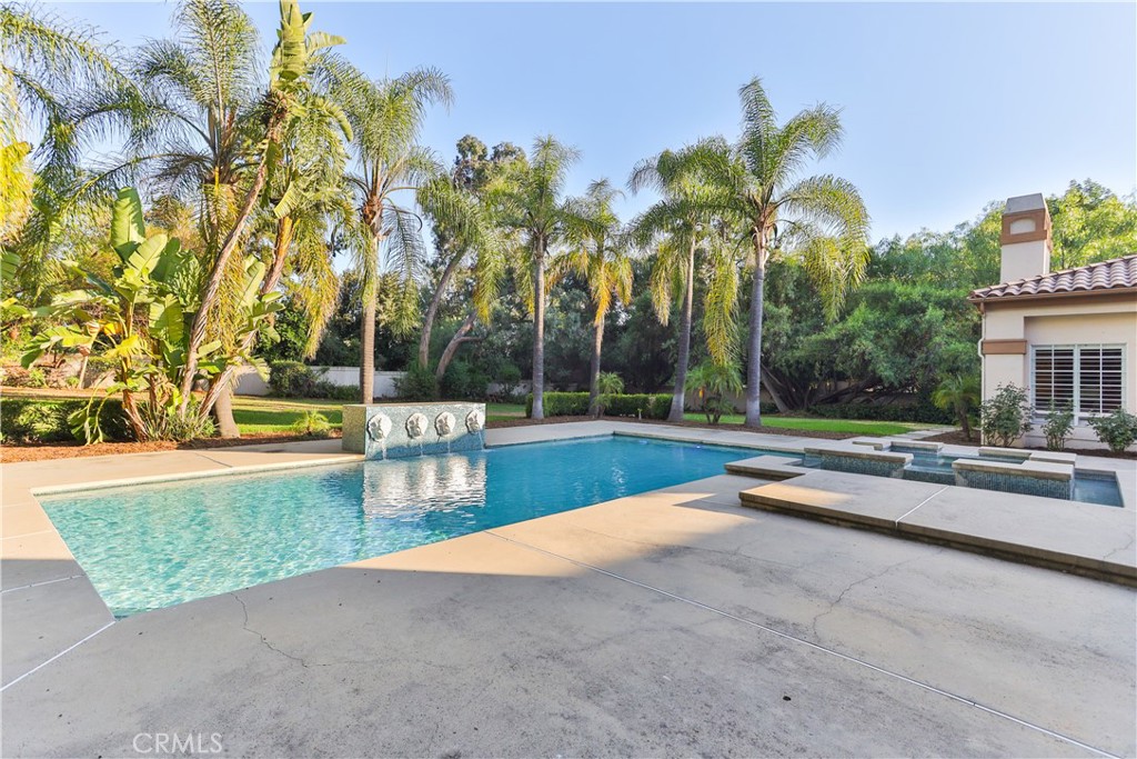 840 Peninsula Avenue